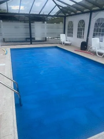 Dogsland Pululahua - Bienvenidos - Ferienwohnungen Quito